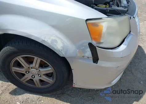 2011 Chrysler Town & Country Touring from USA, damaged, VIN 2A4RR5DG1BR781583